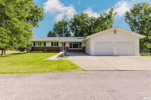 201 Perry St, Energy, IL 62933