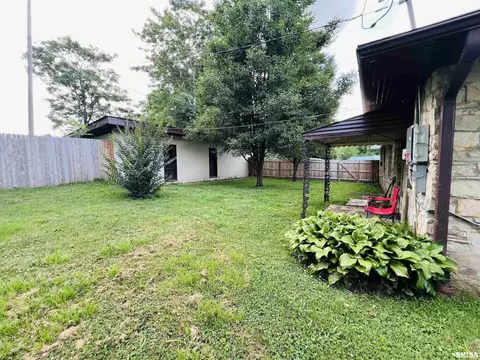 385 3rd St, Omaha, IL 62871 photo 9