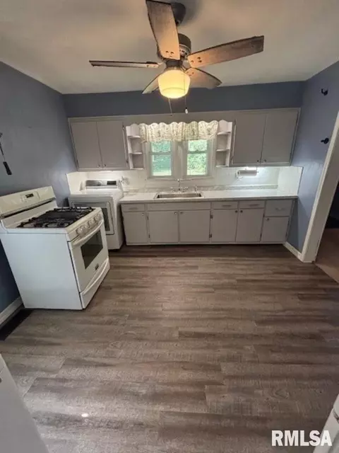 2103 Forest St, Mount Vernon, IL 62864 photo 13