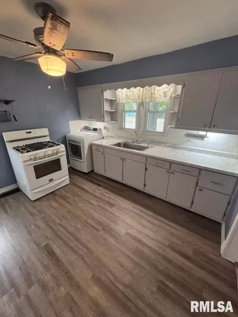 2103 Forest St, Mount Vernon, IL 62864 photo 12