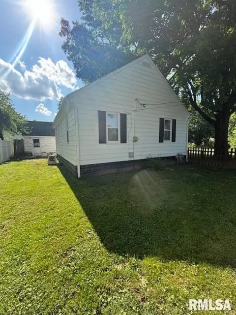 2103 Forest St, Mount Vernon, IL 62864 photo 7