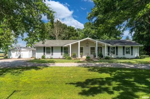 1801 Old Creal Springs Rd, Marion, IL 62959