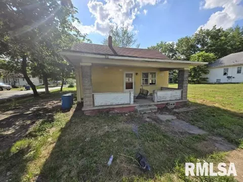 629 S 18th St, Mount Vernon, IL 62864