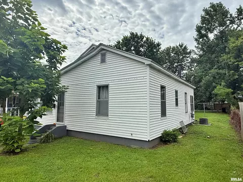 206 W 17th St, Metropolis, IL 62960 photo 2