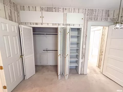 Other - 202 Flora Ave, Flora, IL 62839 photo 5 of 36