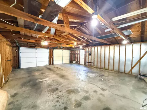 Other - 202 Flora Ave, Flora, IL 62839 photo 28 of 36