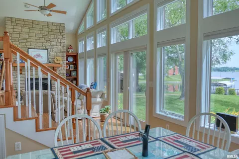 1382 Nicklaus Ln, Marion, IL 62959 photo 12