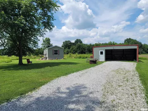 9105 Burkett Rd, Iuka, IL 62849 photo 3