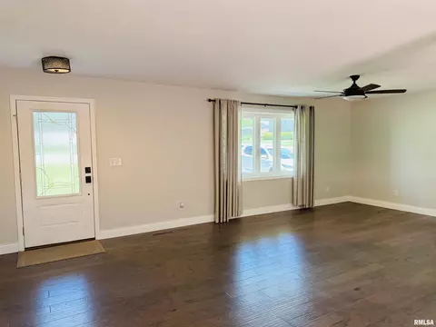 109 Division St, Anna, IL 62906 photo 9