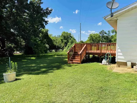 109 Division St, Anna, IL 62906 photo 3