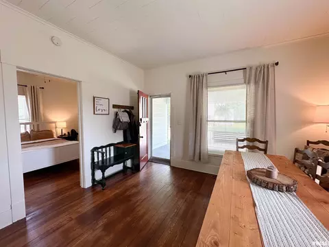 817 W Hendrickson St, Marion, IL 62959 photo 2