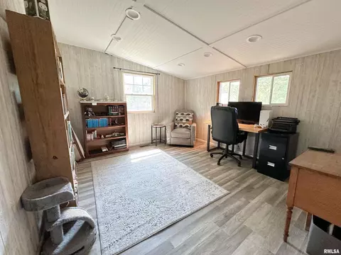 817 W Hendrickson St, Marion, IL 62959 photo 19