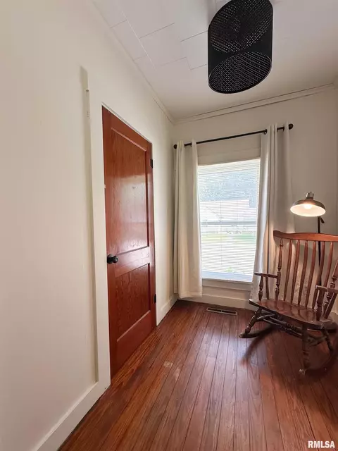 817 W Hendrickson St, Marion, IL 62959 photo 12