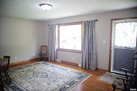 203 Skyline Dr, Marion, IL 62959 photo 6