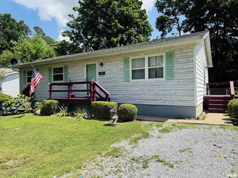 109 Young Ave, Anna, IL 62906 photo 2
