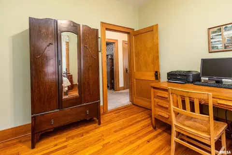 2011 Logan St, Murphysboro, IL 62966 photo 27