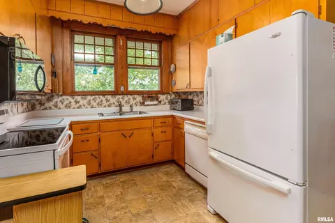2011 Logan St, Murphysboro, IL 62966 photo 15