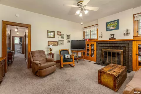 2011 Logan St, Murphysboro, IL 62966 photo 6