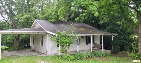 1412 N 11th St, Mount Vernon, IL 62864