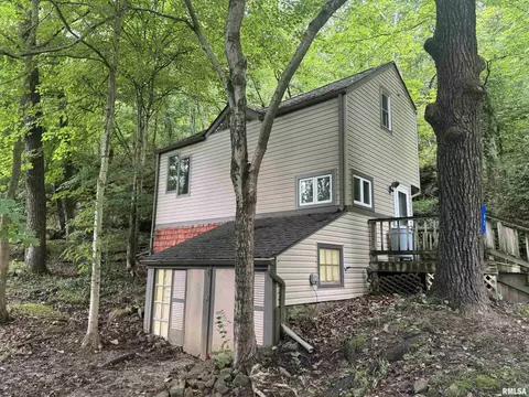 19 Lucky Duck Dr, Makanda, IL 62958