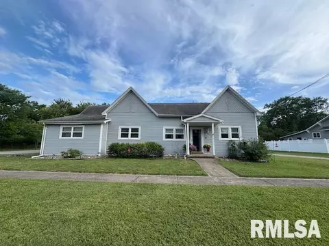 303 Elles Ave, Carterville, IL 62918