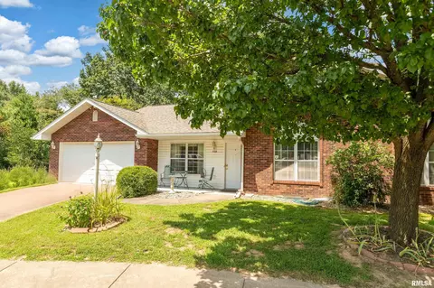 508 Lexington Ct, Carbondale, IL 62901