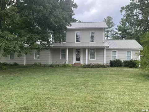 1065 Cemetery Rd, Sandoval, IL 62882