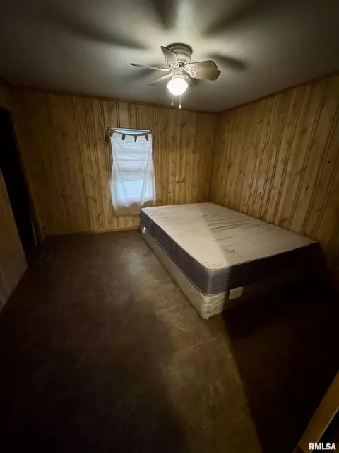 605 Gragg St, Centralia, IL 62801 photo 5