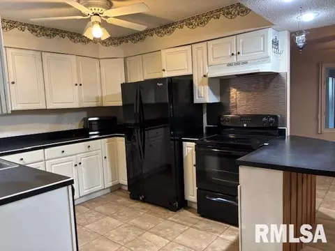 416 Park Ln, Herrin, IL 62948 photo 6
