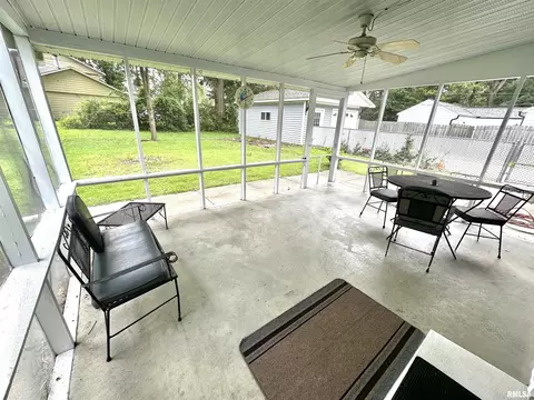 6 Charles Dr, Centralia, IL 62801 photo 16