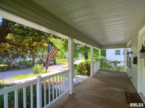 1828 Edith St, Murphysboro, IL 62966 photo 5