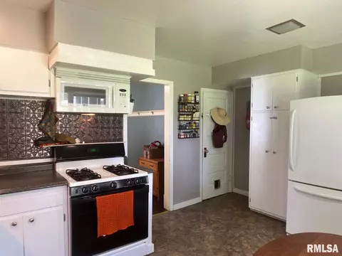 1828 Edith St, Murphysboro, IL 62966 photo 16