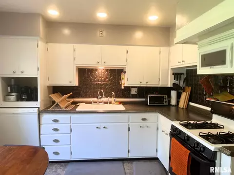 1828 Edith St, Murphysboro, IL 62966 photo 15