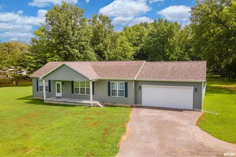 4806 Division St, Christopher, IL 62822 photo 2