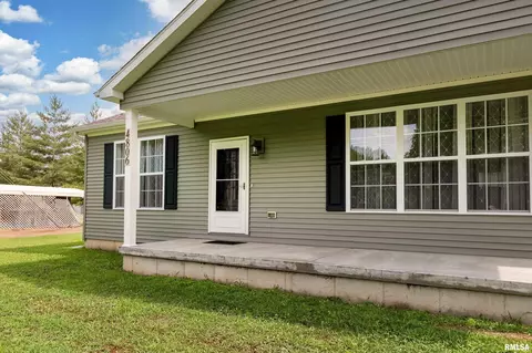4806 Division St, Christopher, IL 62822 photo 5