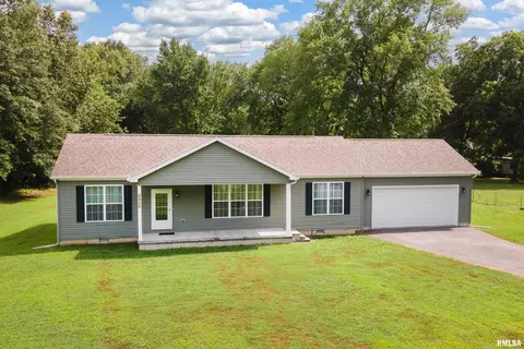 4806 Division St, Christopher, IL 62822 photo 3