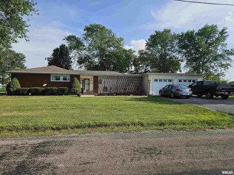 13522 Bowling Alley Rd, Benton, IL 62812