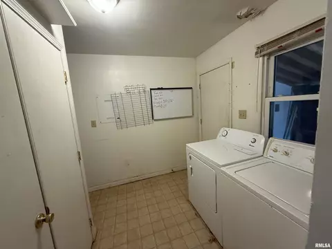 724 Maple St, Murphysboro, IL 62966 photo 18
