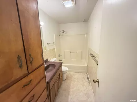 724 Maple St, Murphysboro, IL 62966 photo 8