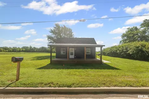 124 S Mine St, Sandoval, IL 62882 photo 3