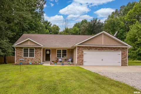 812 Whitecotton Dr, Carterville, IL 62918
