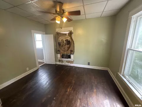 1317 S Cherry St, Centralia, IL 62801 photo 8