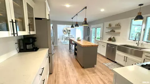 507 Sable Dr, Centralia, IL 62801 photo 10