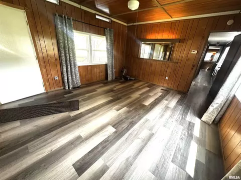 516 Walnut Hill Rd, Centralia, IL 62801 photo 4