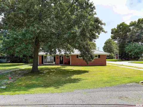 833 W 4th St, Flora, IL 62839 photo 37
