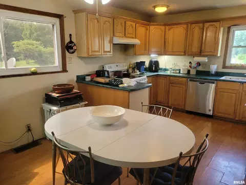 10192 E Davis Rd, Mount Vernon, IL 62864 photo 12