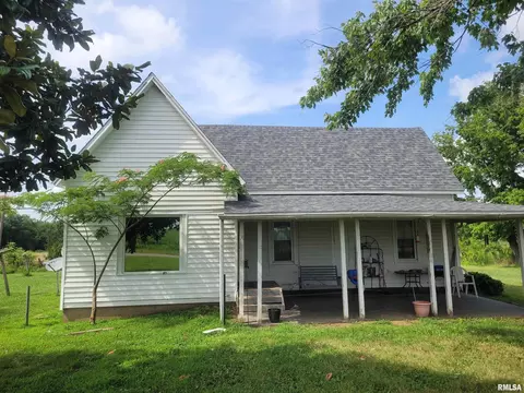 10192 E Davis Rd, Mount Vernon, IL 62864 photo 2
