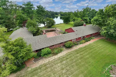 73 Minetree Ln, Carbondale, IL 62901