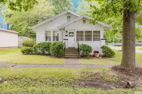 220 S 8th St, Herrin, IL 62948 photo 3