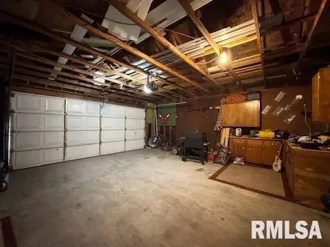 906 E Carter St, Marion, IL 62959 photo 27
